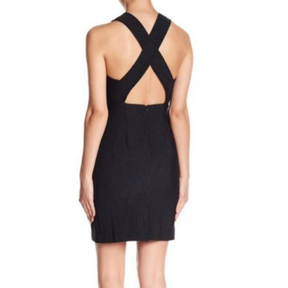 Nordstrom Cross-Strap V-Neck Bodycon Mini Dress - Picture 4 of 9